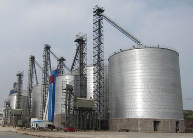 渭南大型钢板库构造参数及水泥储存质量